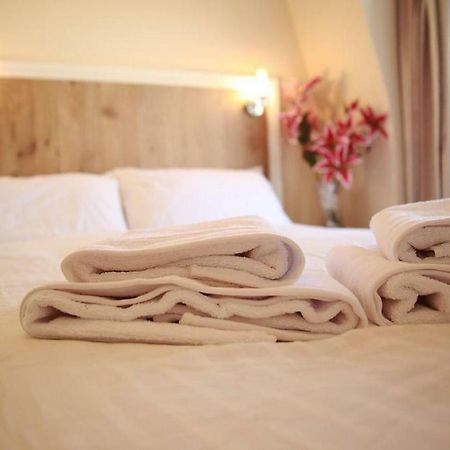 Acton Hill Hotel Ealing Esterno foto