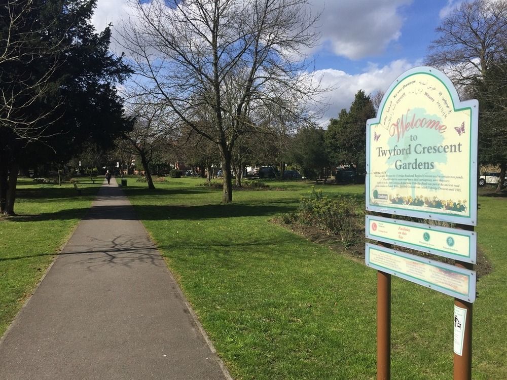 Acton Hill Hotel Ealing Esterno foto