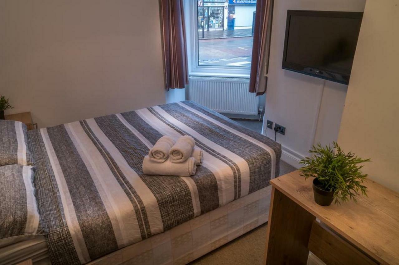 Acton Hill Hotel Ealing Esterno foto