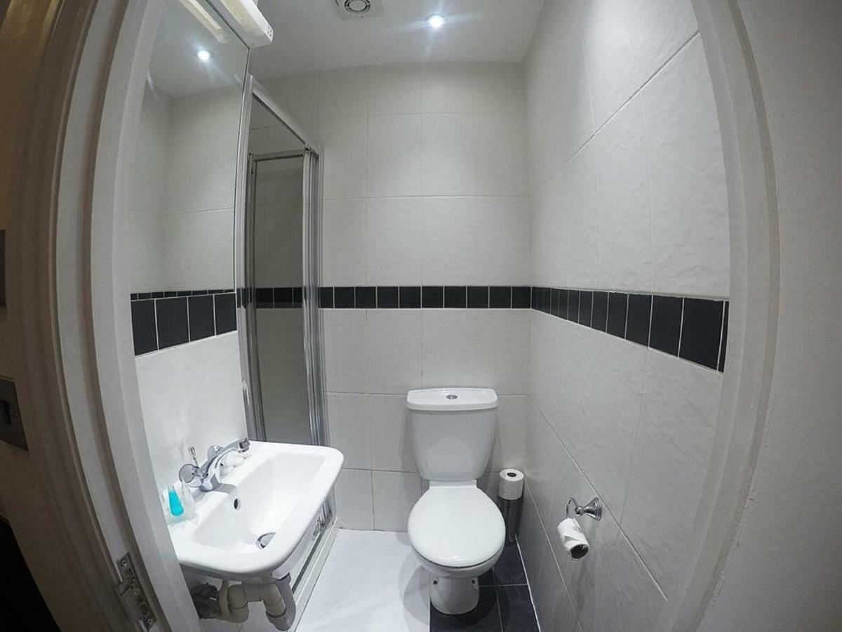 Acton Hill Hotel Ealing Esterno foto
