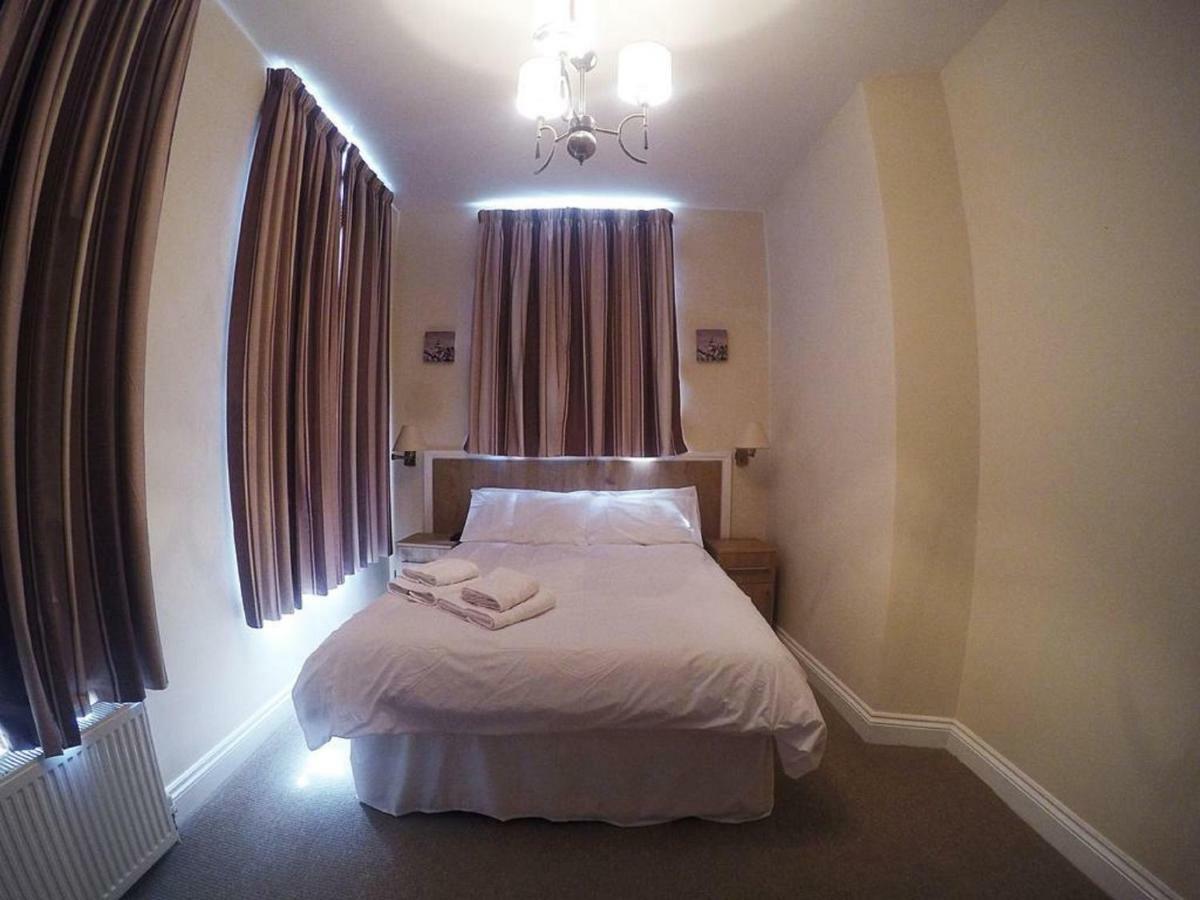 Acton Hill Hotel Ealing Esterno foto