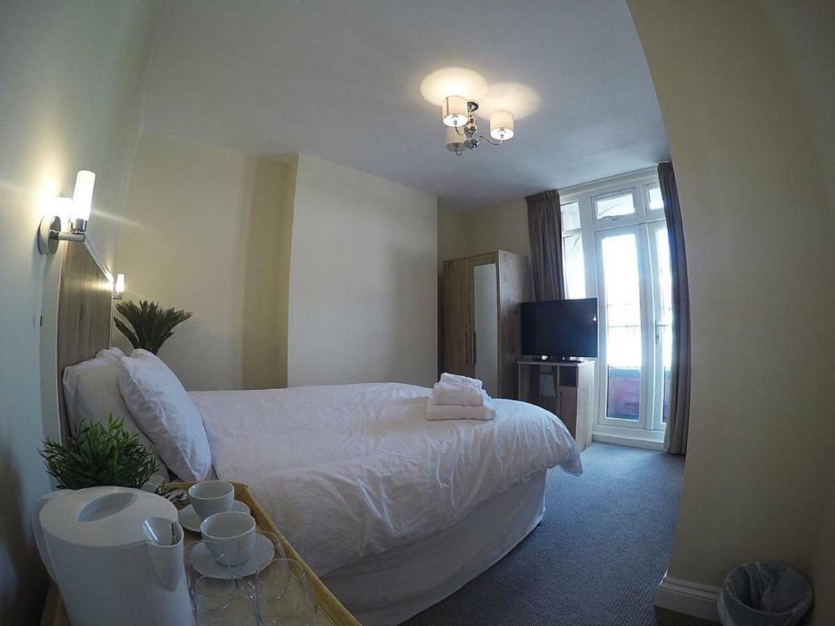 Acton Hill Hotel Ealing Esterno foto