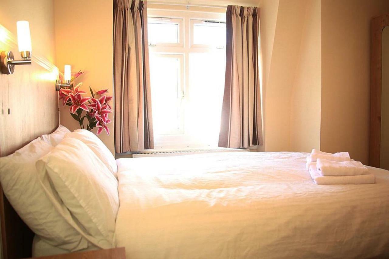 Acton Hill Hotel Ealing Esterno foto